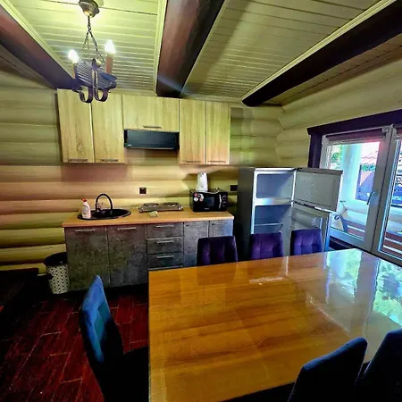 Apartment едельвейс Synevyrsʼka Polyana